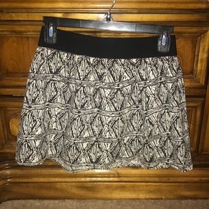Black and white print mini skirt